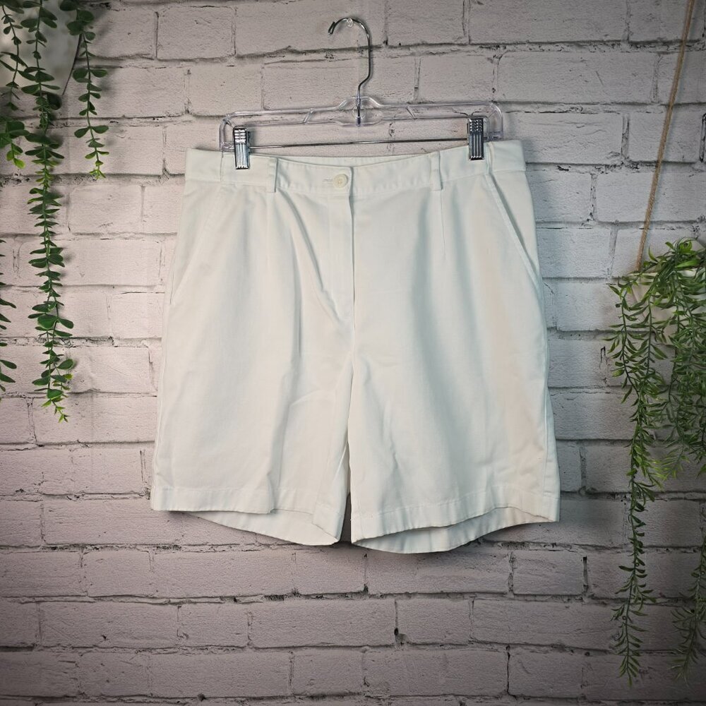 WOMENS L.L. BEAN CLASSIC FIT WHITE GOLF SHORTS SIZE 12 100% COTTON